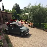 Podere Il Pero Bed & Breakfast Siena