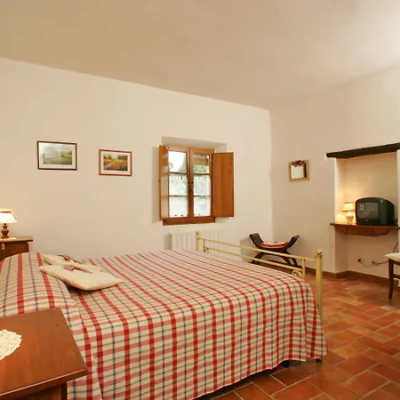 Podere Il Pero 4*
